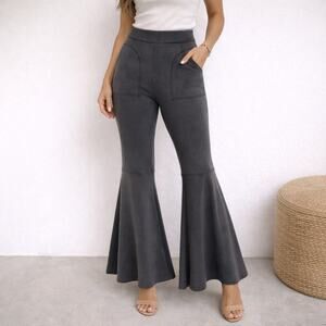 Chelsea & Violet Gray High Waist Extreme Flare Knit Pants Sz M